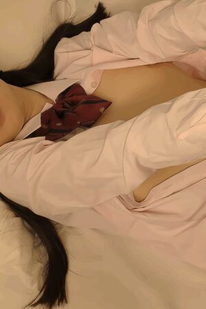 FC2-PPV-3577715_Nướng khoai cùng em gái lồn hồng múp