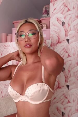 PlayboyPlus – Đung đưa cùng em trên dây