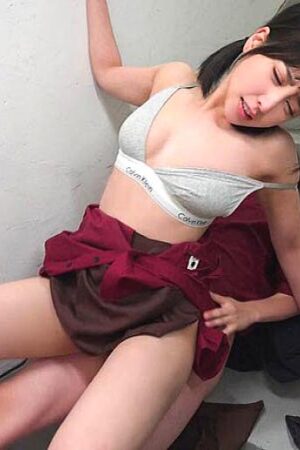 START-345_Vợ cảm nắng cậu đồng nghiệp trẻ khoai bự